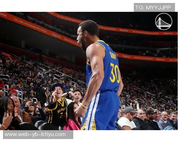 克洛尼表现不佳17投仅4中三分球命中率低迷助攻与篮板难掩失利