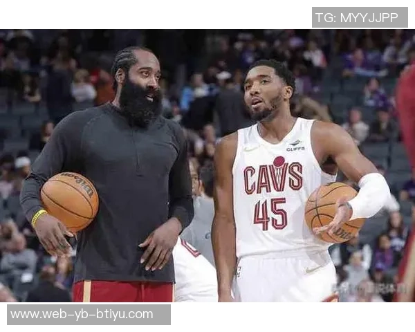 小莫布里复出状态渐入佳境替补出战25分钟贡献14分9板3助